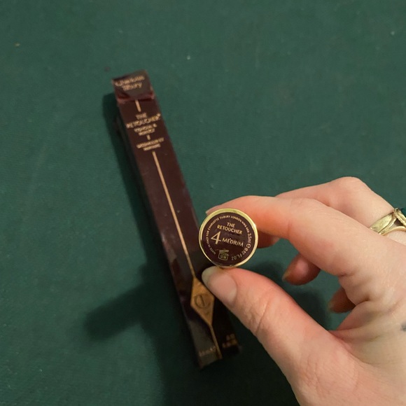 #4 retoucher - Picture 1 of 2